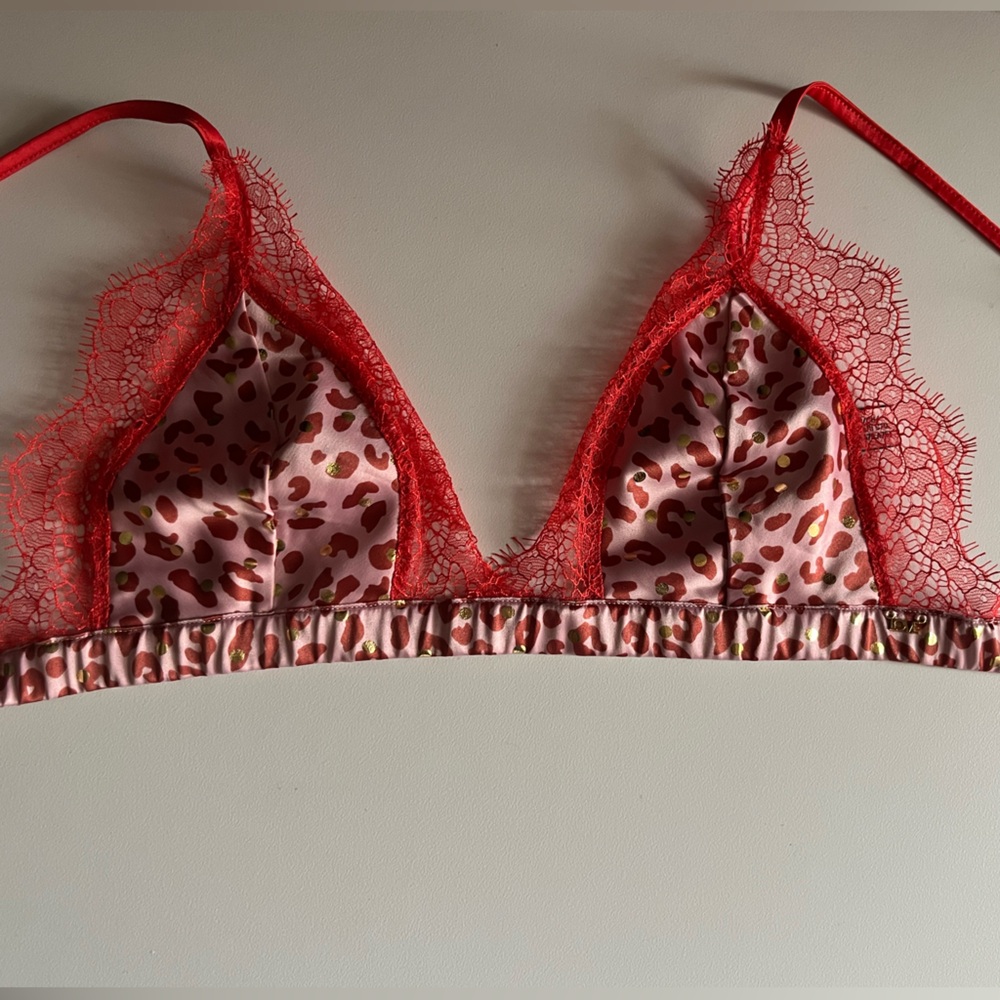 VICTORIA’S SECRET Satin & Lace Leopard Print Bralette NWOT